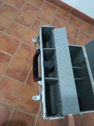 MALETIN DE MAQUILLAJE PROFESIONAL