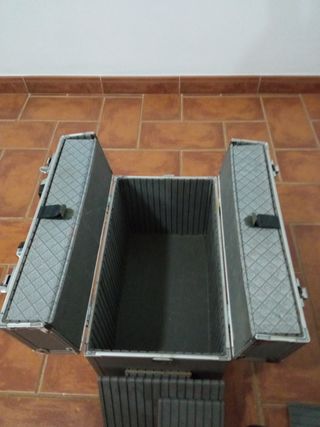 MALETIN DE MAQUILLAJE PROFESIONAL