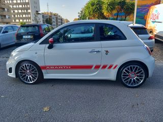 Abarth 500 1.4 T-Jet 2011