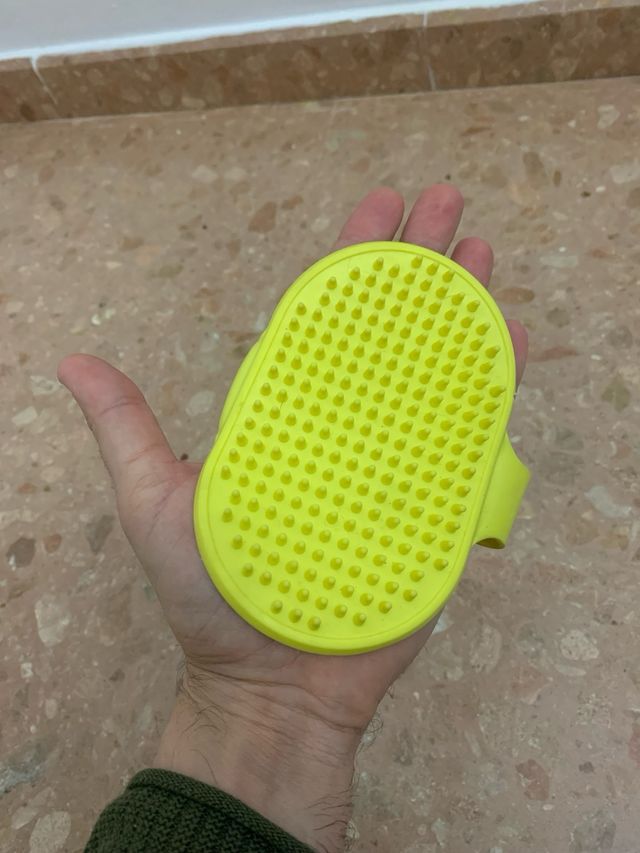 Cepillo manopla para mascotas