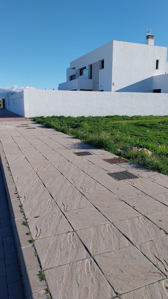 PROFESIONAL VENDE - PARCELA URBANA EN CÚLLAR VEGA