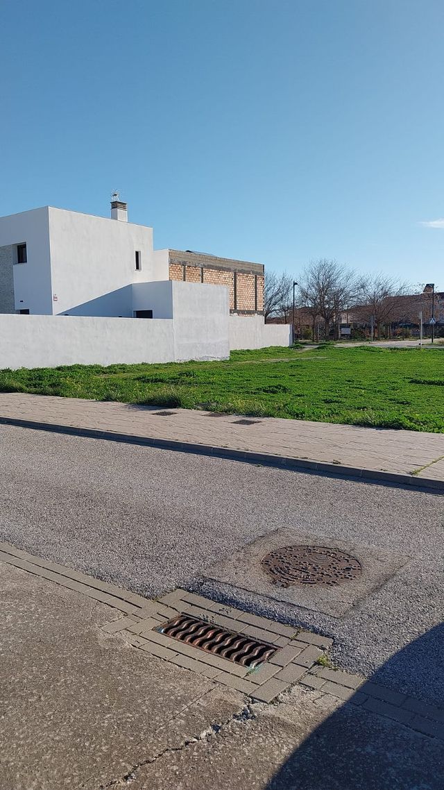 PROFESIONAL VENDE - PARCELA URBANA EN CÚLLAR VEGA