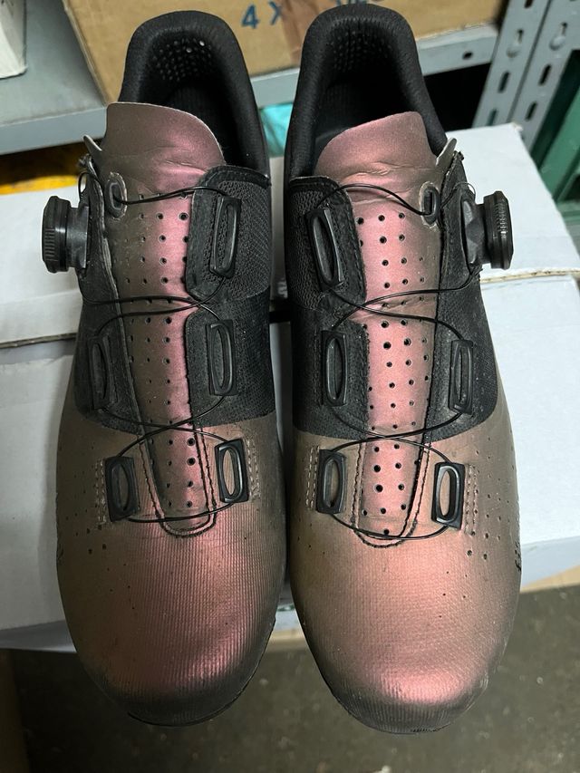 Botas fi’ziq Tempo