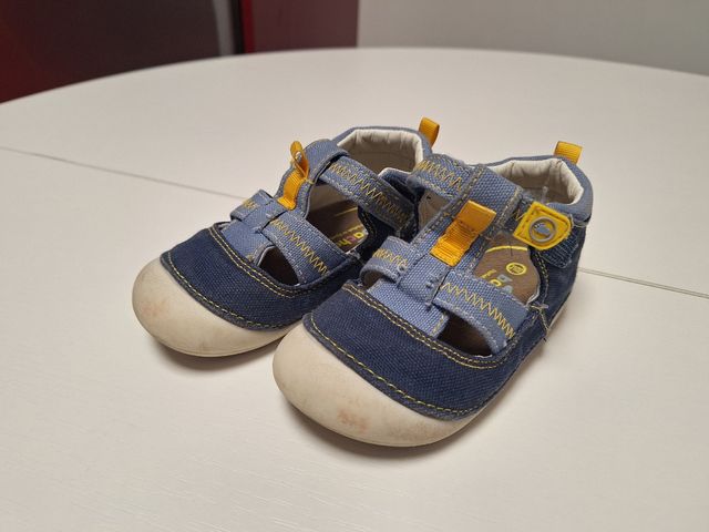 Sandalias T21/22 bache