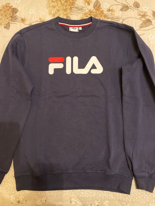 Fila felpa