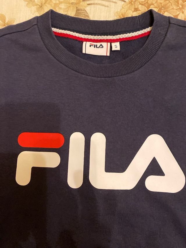 Fila felpa