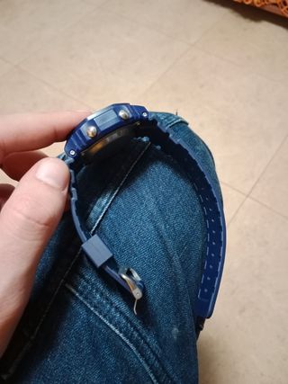 Reloj deportivo estilo resistente