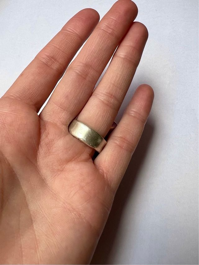 Anillo Uno de 50 con swarovski NEGOCIABLE