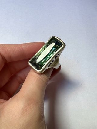 Anillo Uno de 50 con swarovski NEGOCIABLE