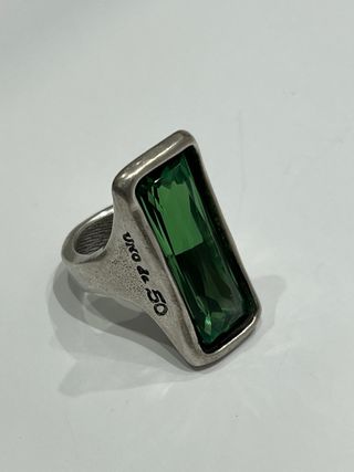 Anillo Uno de 50 con swarovski NEGOCIABLE