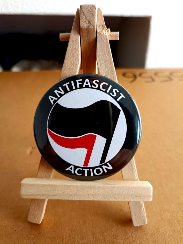 Spilla Antifascist Action
