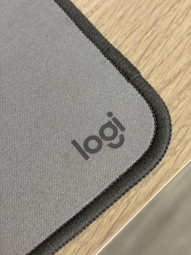 Alfombrilla Logitech Desk Mat 70cm x 30cm
