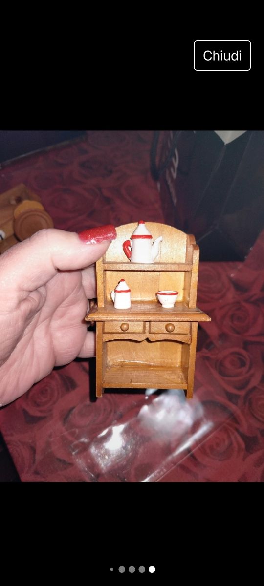 Mobilio un legno casa bambole