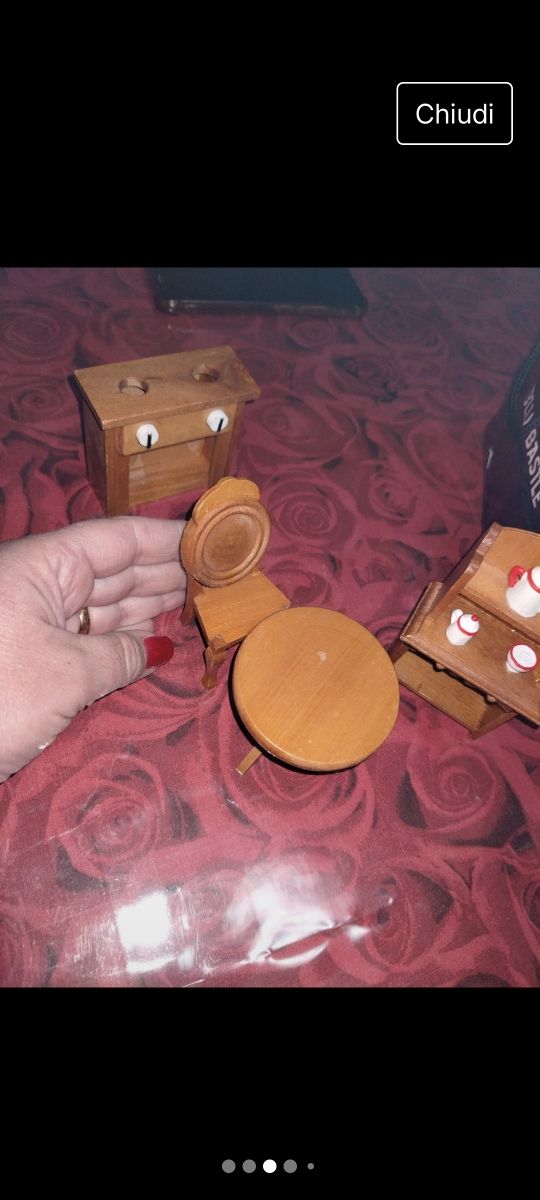 Mobilio un legno casa bambole