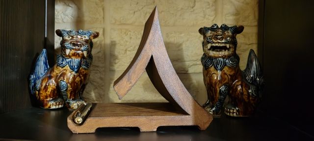 Portalibro da comodino, segnalibro