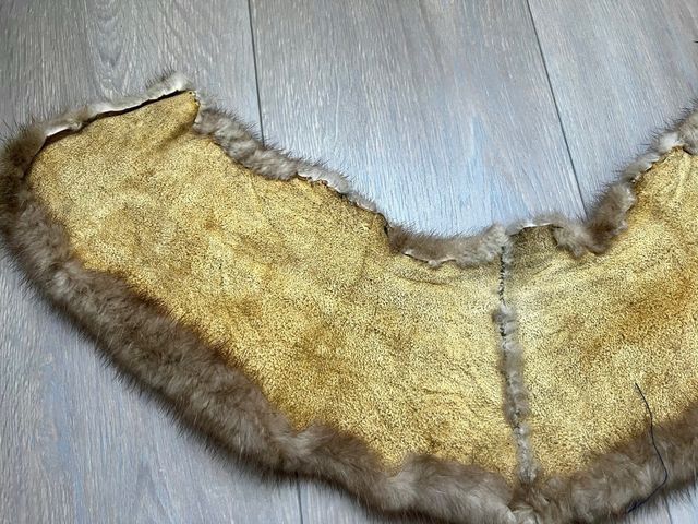 Collo di pelo naturale