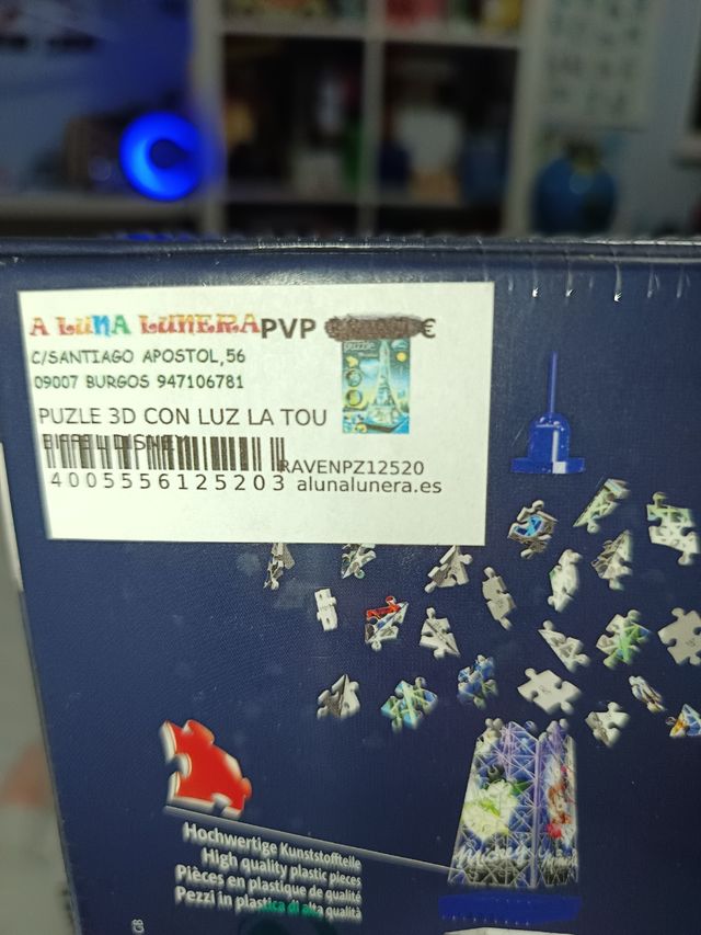 Torre Eiffel 3D sin abrir