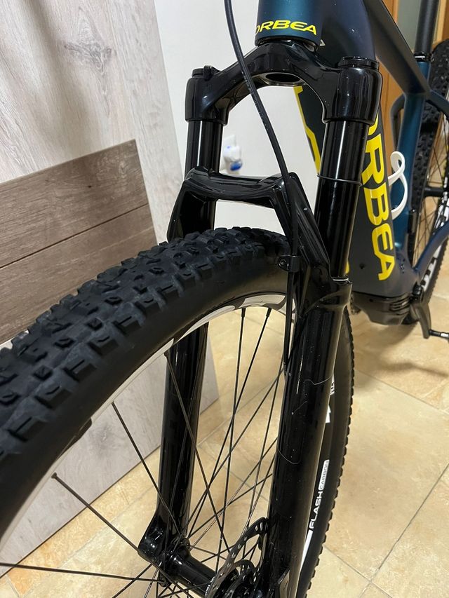 Horquilla Marzocchi bomber z2