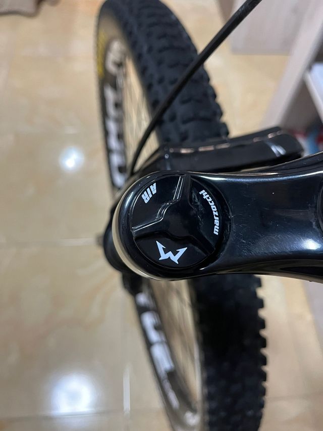 Horquilla Marzocchi bomber z2