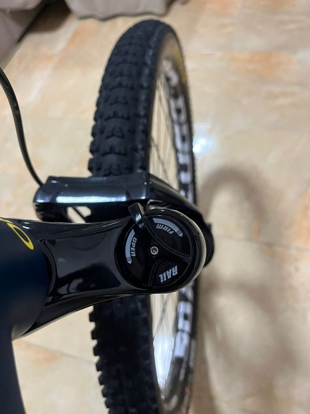 Horquilla Marzocchi bomber z2