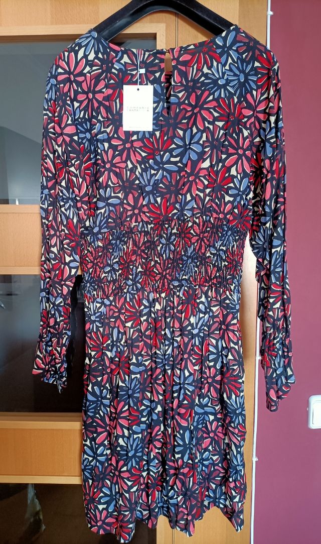 Vestido corto sin estrenar