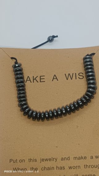 BRAZALETE DE HEMATITA CON MAGNÉTITA.