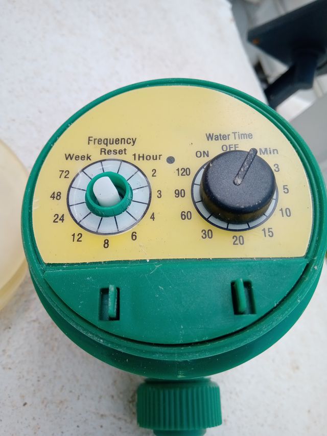 TEMPORIZADOR  DE  RIEGO