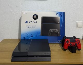 PS4 1TB + dos mandos