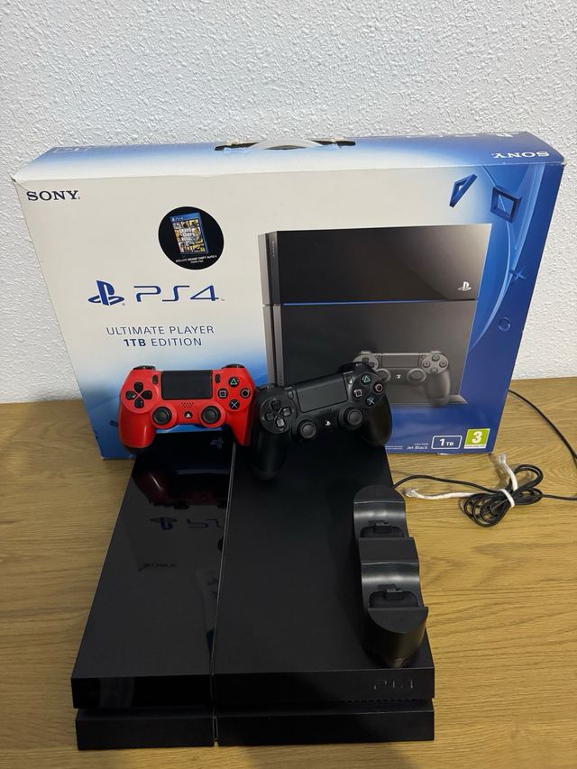 PS4 1TB + dos mandos
