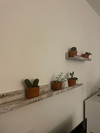 2 Estantes cuadros ikea