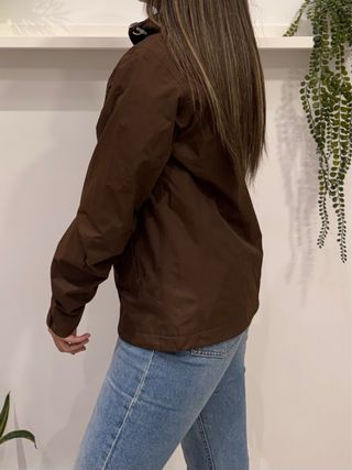 Chaqueta impermeable marrón Quechua M