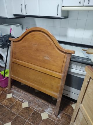 Cabecero de cama de madera