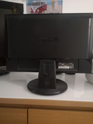 Ordenador HP Compaq i3 y Monitor ASUS 19 pulgadas