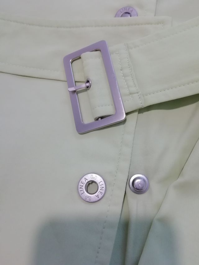 gabardina Adolfo dominguez color pistacho