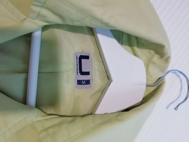 gabardina Adolfo dominguez color pistacho