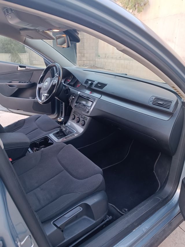 Volkswagen Passat 2009