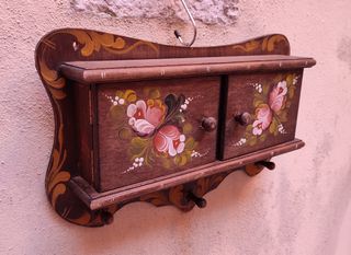 Porta chiavi in legno stile rustico 