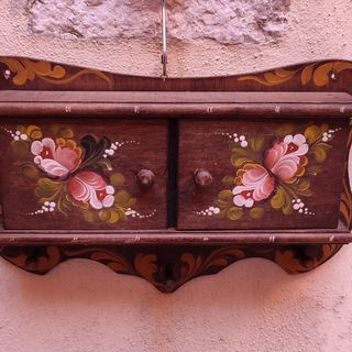 Porta chiavi in legno stile rustico 