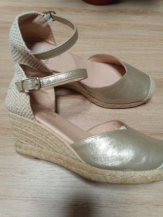 Zapatos esparteñas de piel 