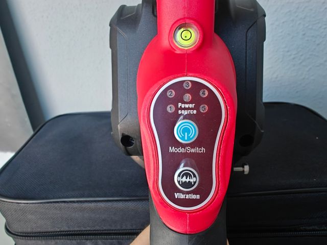 Nivelador de azulejos a batería