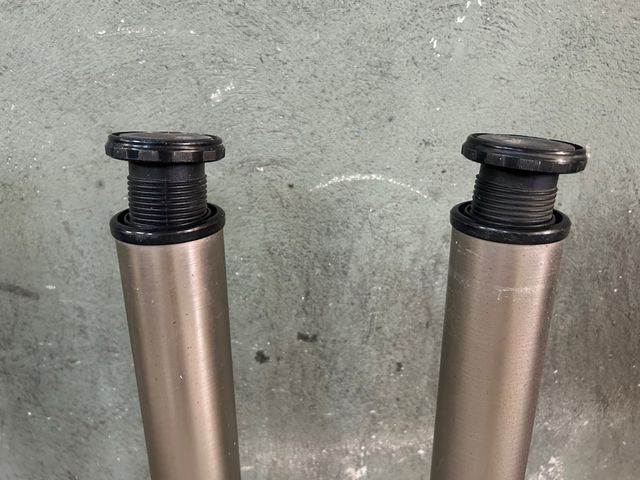 Mesa de escritorio en forma de "L"