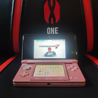 Nintendo 3DS Rosa + 5OJuegos