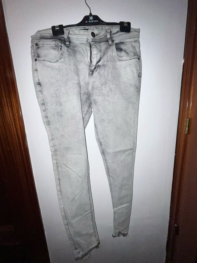 Vaqueros hombre talla 40-42