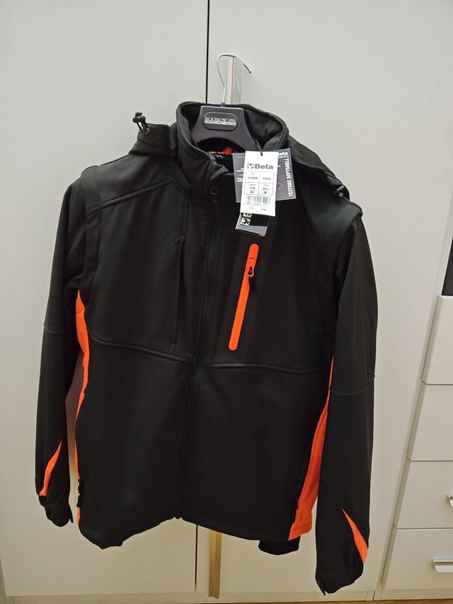 Giacca anti pioggia anti vento beta