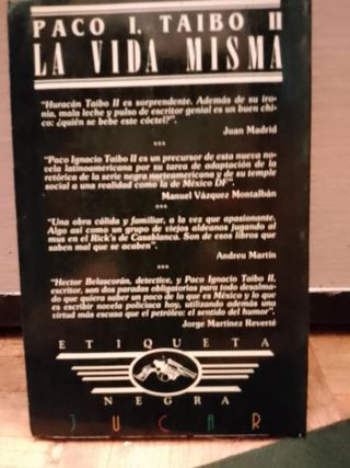 Lote de 5 novelas " Etiqueta negra"