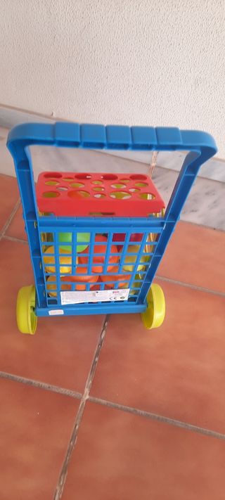 Carrito frutas niño