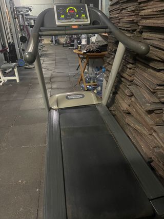 Cinta de correr tecnogym 6cv
