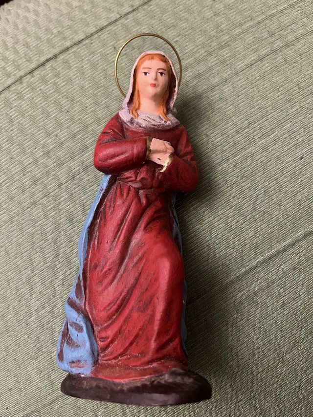 Figura portal belén Serrano: virgen Maria