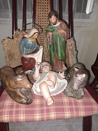 Misterio navideño grandes figuras