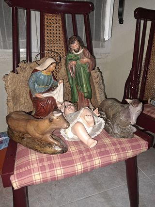 Misterio navideño grandes figuras